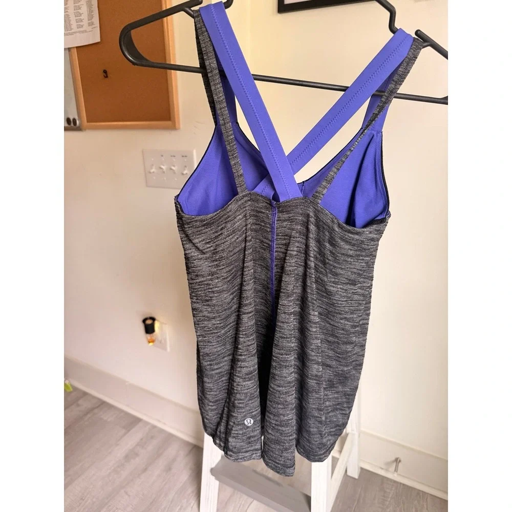 Lululemon Run For Gold Tank Heathered‎ Black / Iris Flower women's 6 workout fit